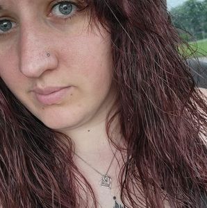 Meet your Posher, Dominica